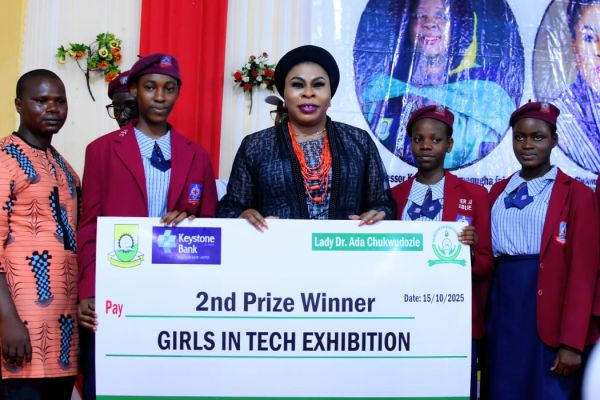 Lady (Dr.) Ada Chukwudozie Rewards Young Scientists, ‘Girls in Tech’ Innovators, Champions Indigenous Innovation at FAPSCON 2025