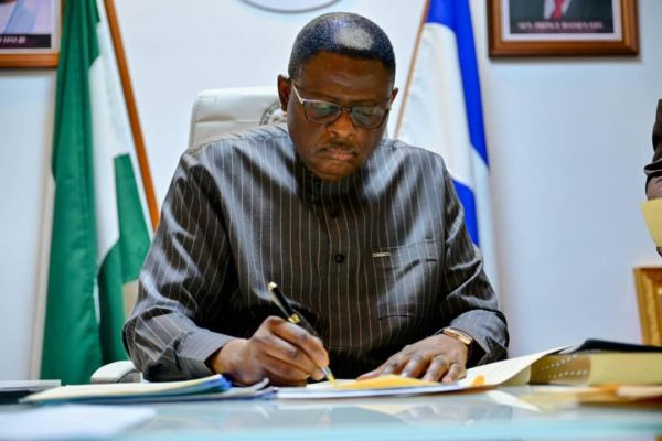 Cross River Governor Dissolves Local Government Service Commission Board Over Recruitment Scandal