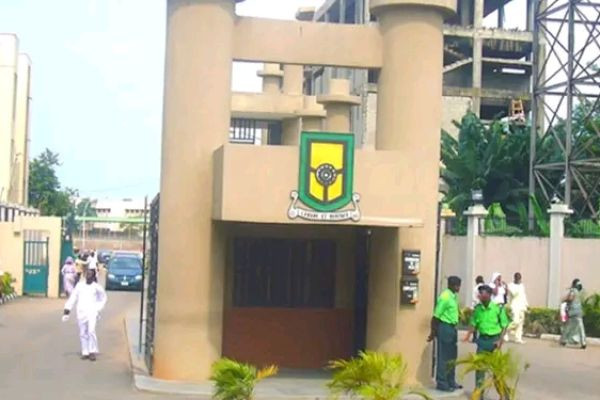 Panic as YABATECH Student Shot Dead by Gunmen Near Campus in Lagos