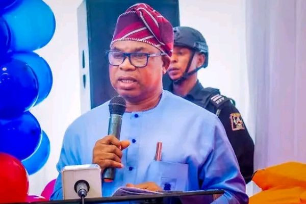 Osun APC Governorship Candidate Offers University Scholarships to Children of Osogbo Rainstorm Victim