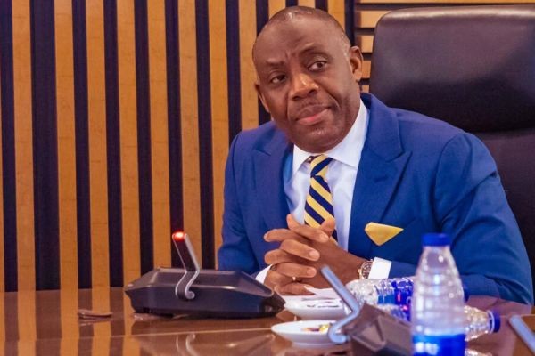 Alausa Orders Full Operationalisation of Smart Schools Across Nigeria
