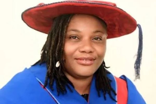 UNICROSS Don Challenges Lecturers to Preserve Knowledge Transfer Chain