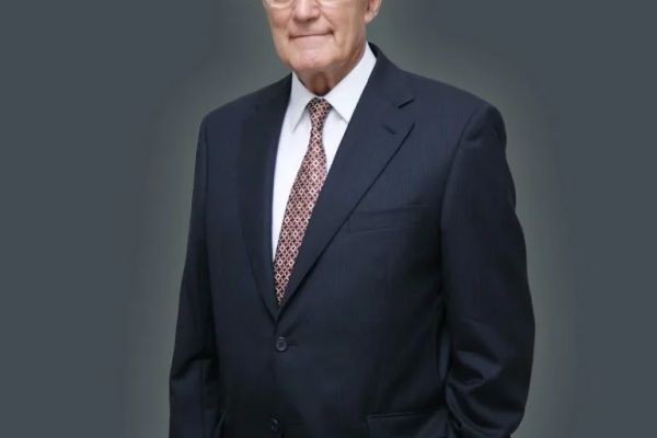 Education Community Mourns as Pan-Atlantic University Pioneer VC Dies at 87